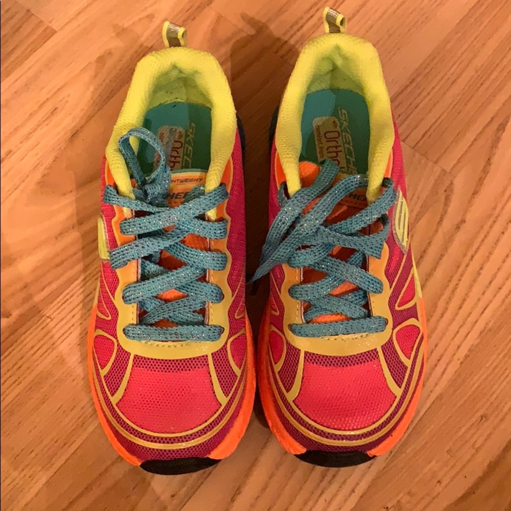 Never worn Sketchers size 13.5 Ortholite shoes